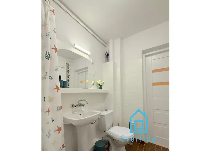 Проживание в семье Paris Old Town *