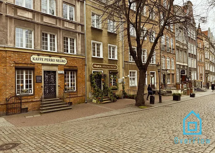 Проживание в семье Paris Old Town *