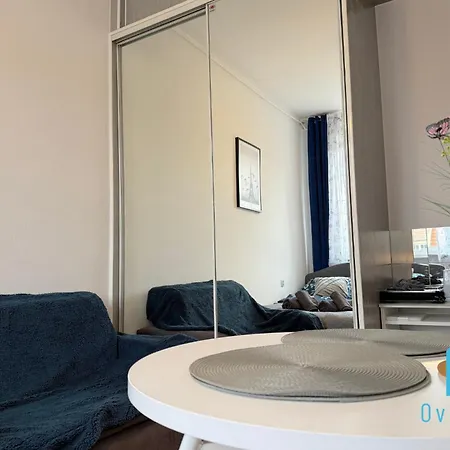 Paris Old Town ホームステイ *